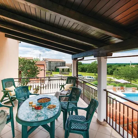 Appartement Beautiful In With Wifi