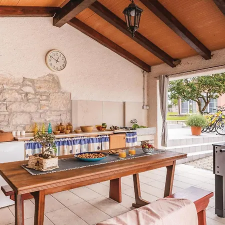 Beautiful In With Wifi Appartement Hrboki